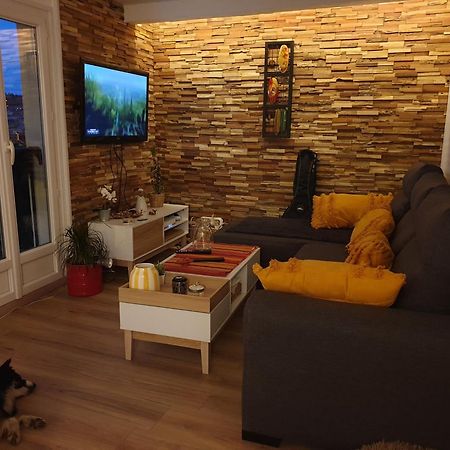 Chambre Privee Dans Petite Maison Typique Montivilliers Dış mekan fotoğraf